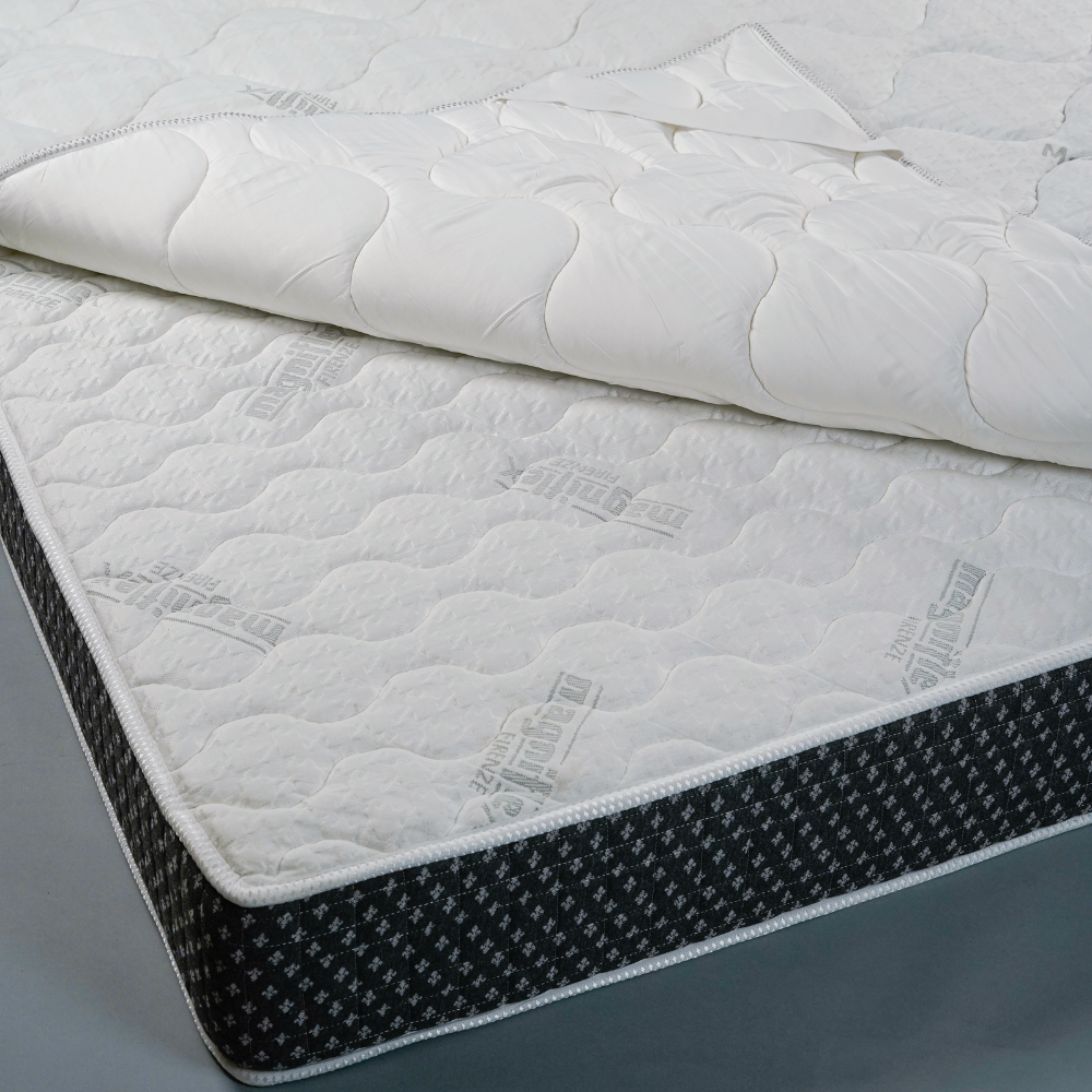 Magni Protect mattress topper image 3